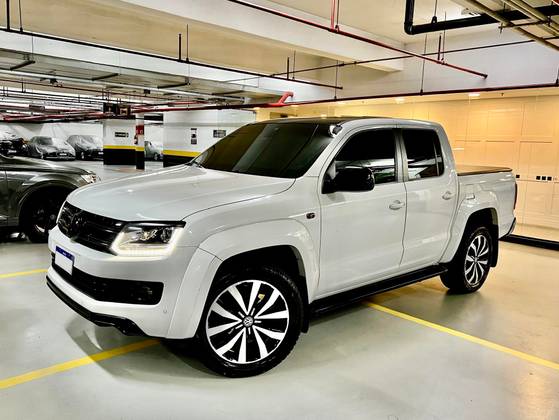 VOLKSWAGEN AMAROK 2.0 HIGHLINE ULTIMATE 4X4 CD 16V TURBO INTERCOOLER DIESEL 4P AUTOMÁTICO
